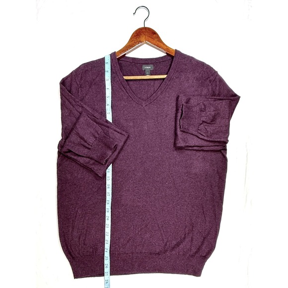 J. Crew, Men's V Neck Sweater, Purple‎ Cotton Cashmere Blend, Size Medium - Picture 5 of 6